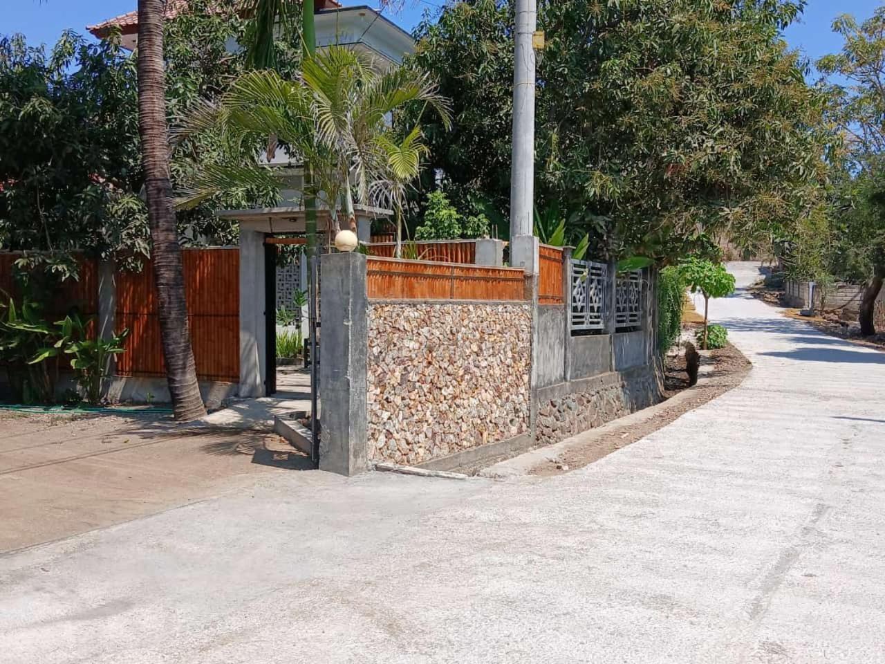 Warm Villas Lombok Kuta  Extérieur photo